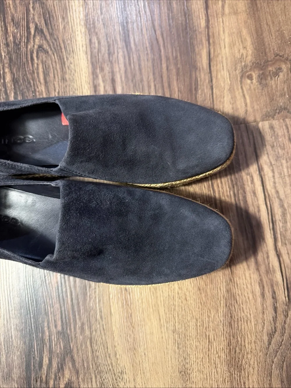 Vince Wilden Slip-On Shoes Round toe Suede Leather & fabric lining size 6M